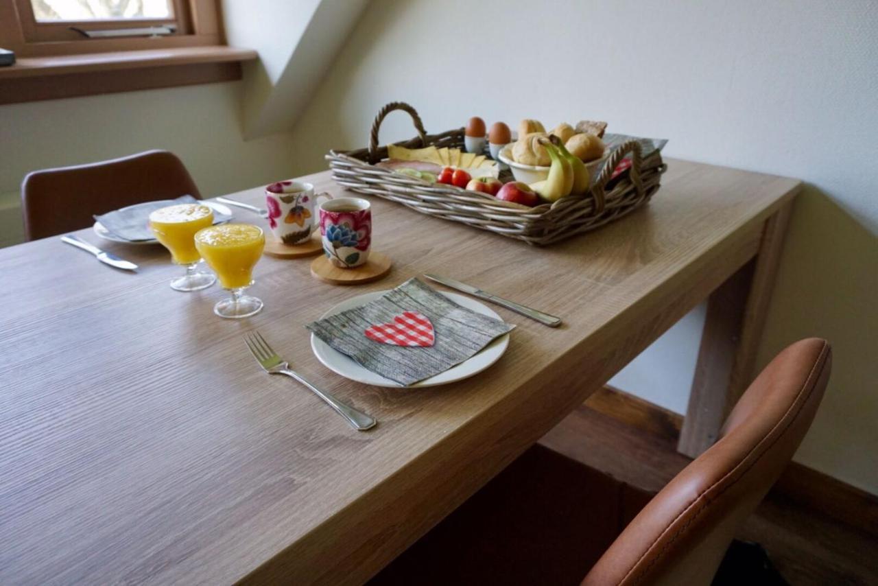 B & B De Gouwe Plek Hoogwoud ภายนอก รูปภาพ